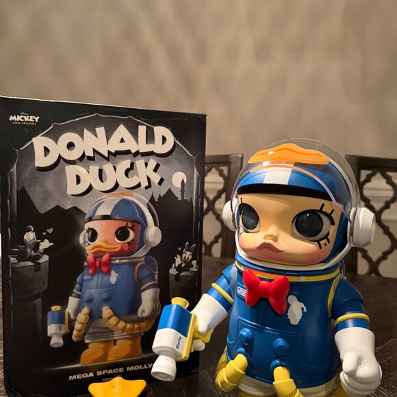 Pop Mart (Disney) - Mega Space Molly Donald Duck 400% - Picture 9 of 12